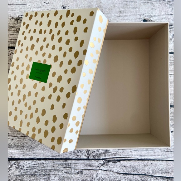 NWT! ♠️ Kate Spade insulated lunch bag. Brand new with tags. - Picture 15 of 16